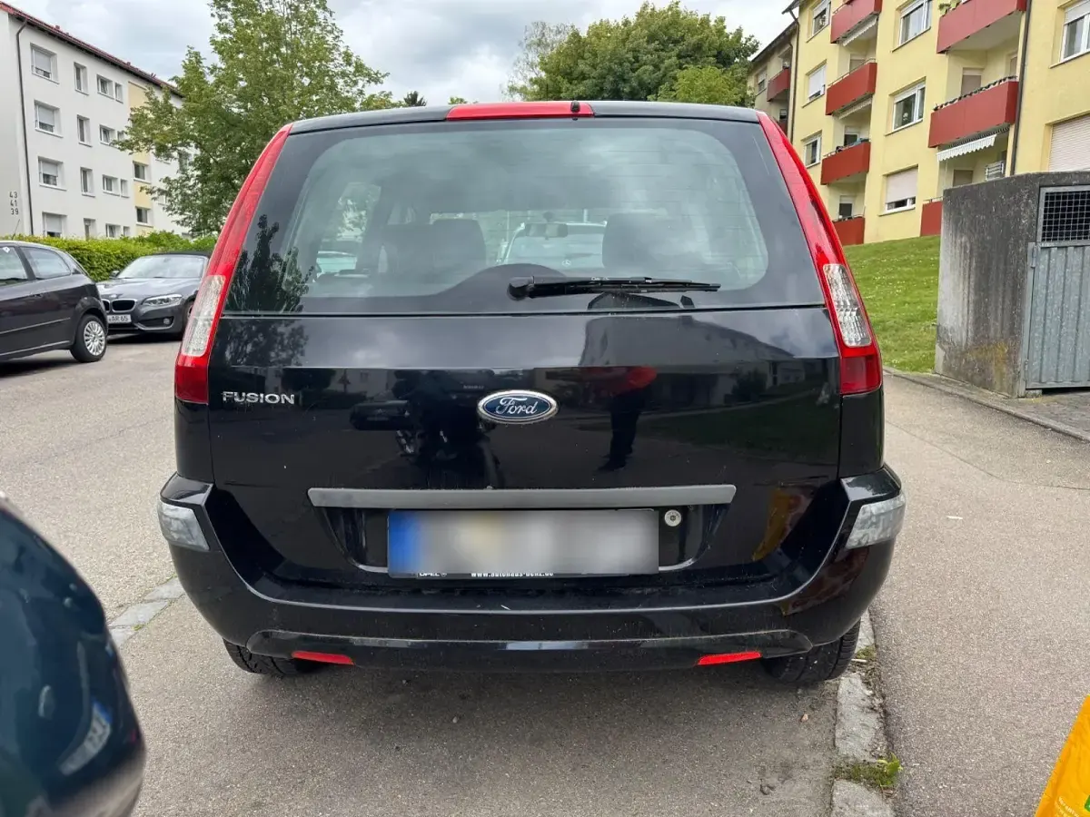 Gebraucht Ford Fusion 75 PS (55 kW) 2006 Schwarz Kleinwagen