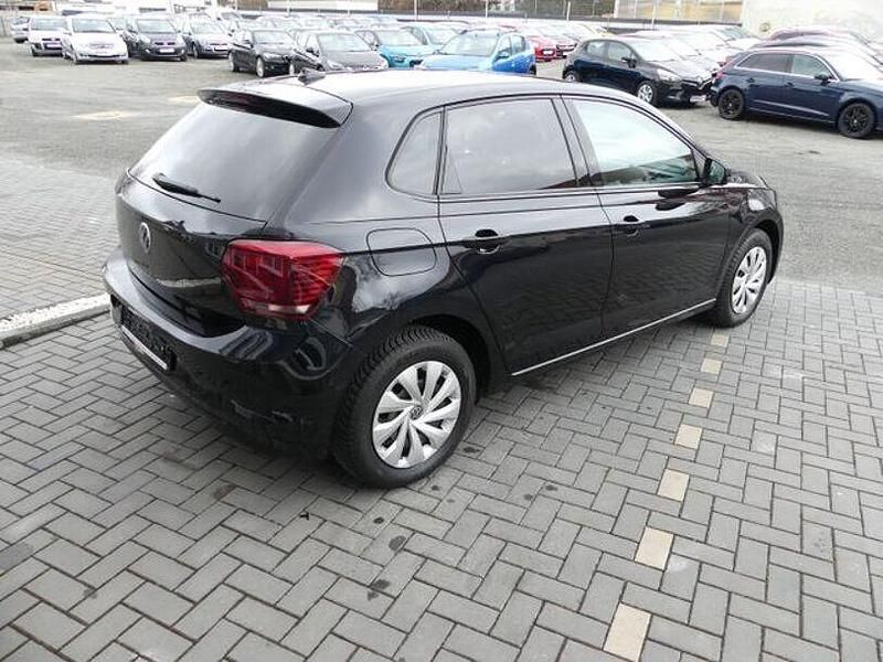 Gebraucht VW Polo Comfortline 95 PS (69 kW) 2021 Schwarz Kleinwagen