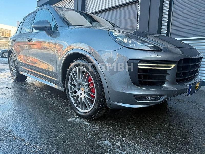 Gebraucht Porsche Cayenne GTS 441 PS (324 kW) 2017 Grau SUV