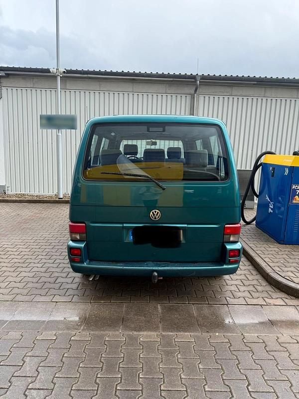 Second-hand VW T4 152 CP (111 kW) 1993 Verde Van