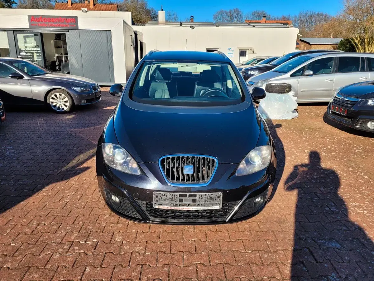 Gebraucht Seat Altea XL Stylance 160 PS (117 kW) 2010 Schwarz Van / Kleinbus