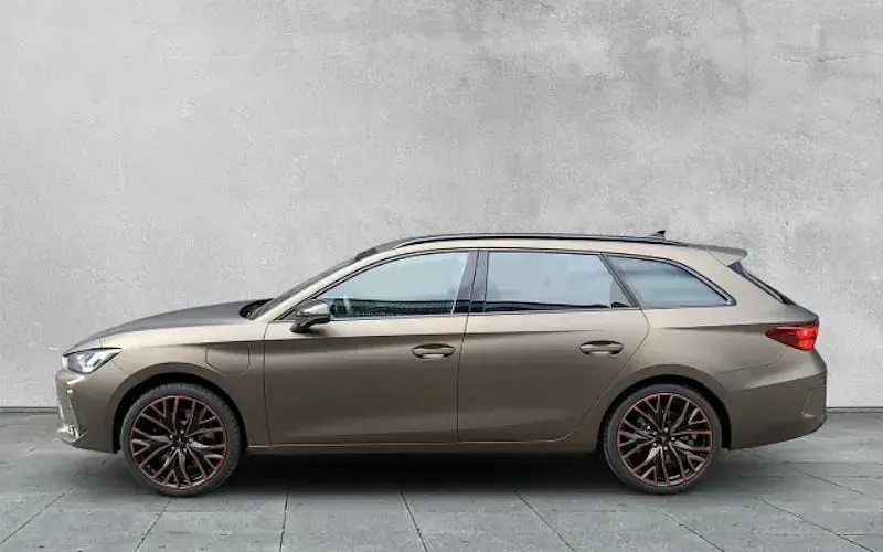 Gebraucht Cupra Leon VZ 272 PS (200 kW) 2025 Century bronze matt Limousine