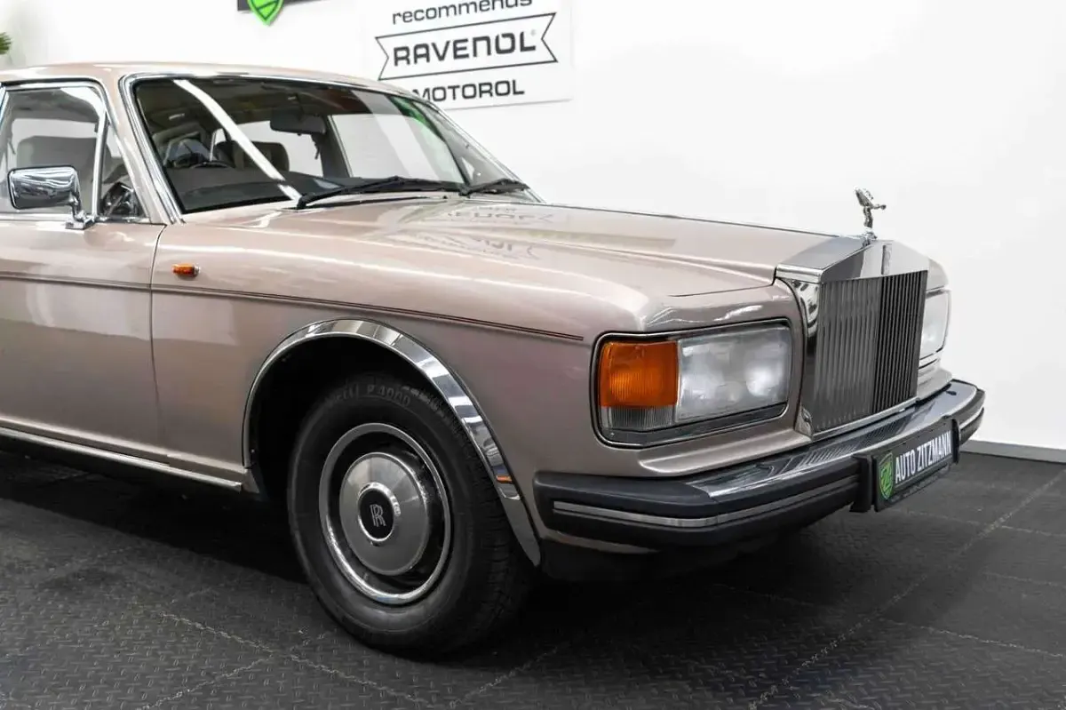 Gebraucht Rolls Royce Silver Spirit 201 PS (147 kW) 1985 Beige Limousine