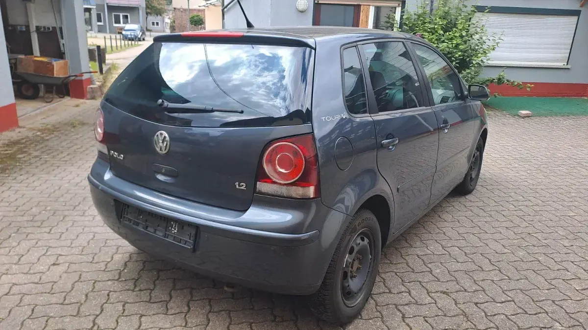 Gebraucht VW Polo 63 PS (46 kW) 2007 Blau Kleinwagen