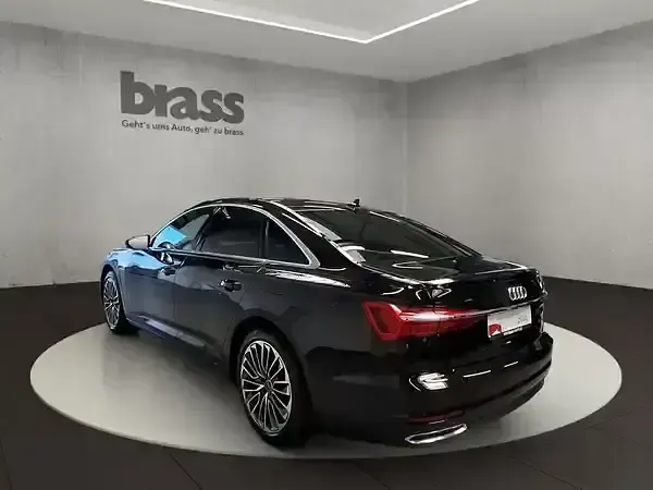 Gebraucht Audi A6 Ambiente 299 PS (219 kW) 2023 Schwarz Limousine
