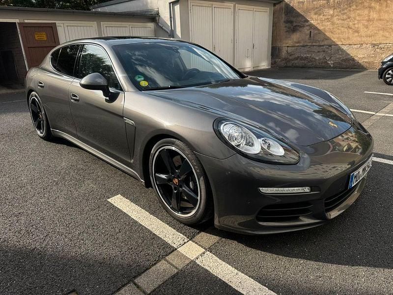 Gebraucht Porsche Panamera 300 PS (220 kW) 2015 Grau Limousine