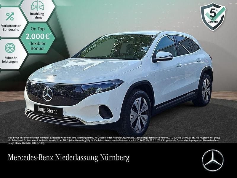 Weiß Gebraucht 2024 Mercedes EQA300 Advanced SUV | 29.990 € (Superpreis) - Bild 1/3