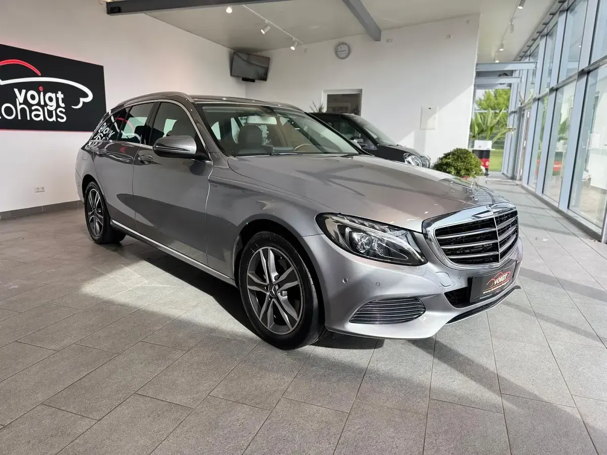 Gebraucht Mercedes C220 170 PS (125 kW) 2015 Grau Kombi