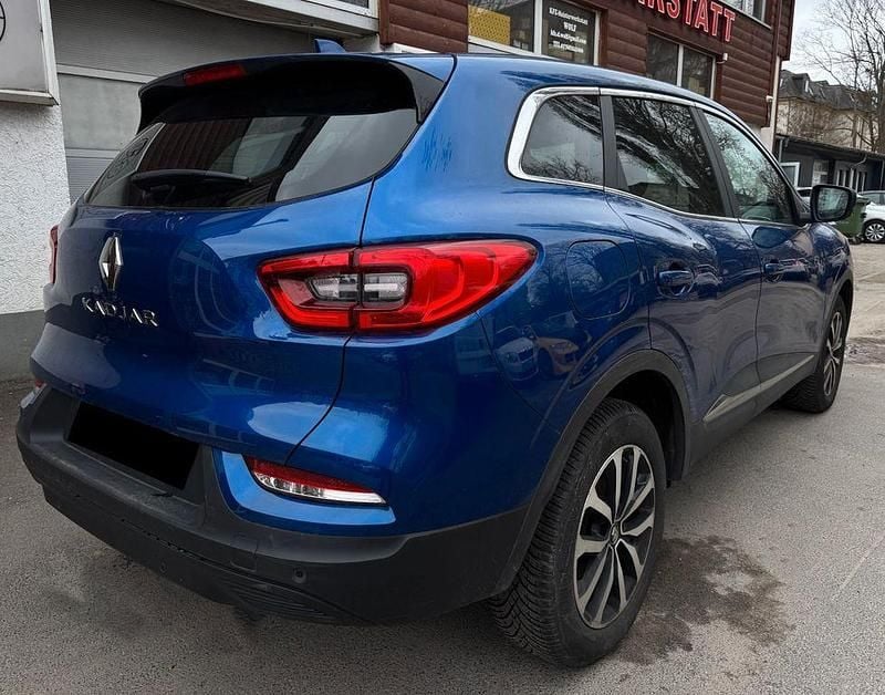 Gebraucht Renault Kadjar 140 PS (102 kW) 2022 Blau SUV