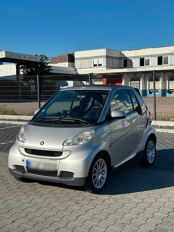 Silber Gebraucht 2009 Smart ForTwo Cabrio Cabrio | 4.990 € (Fairer Preis) - Bild 1/4