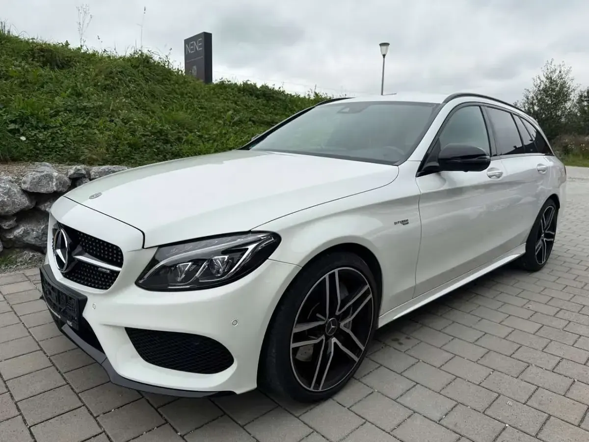 Gebraucht Mercedes C43 AMG AMG 367 PS (269 kW) 2017 Weiß Kombi