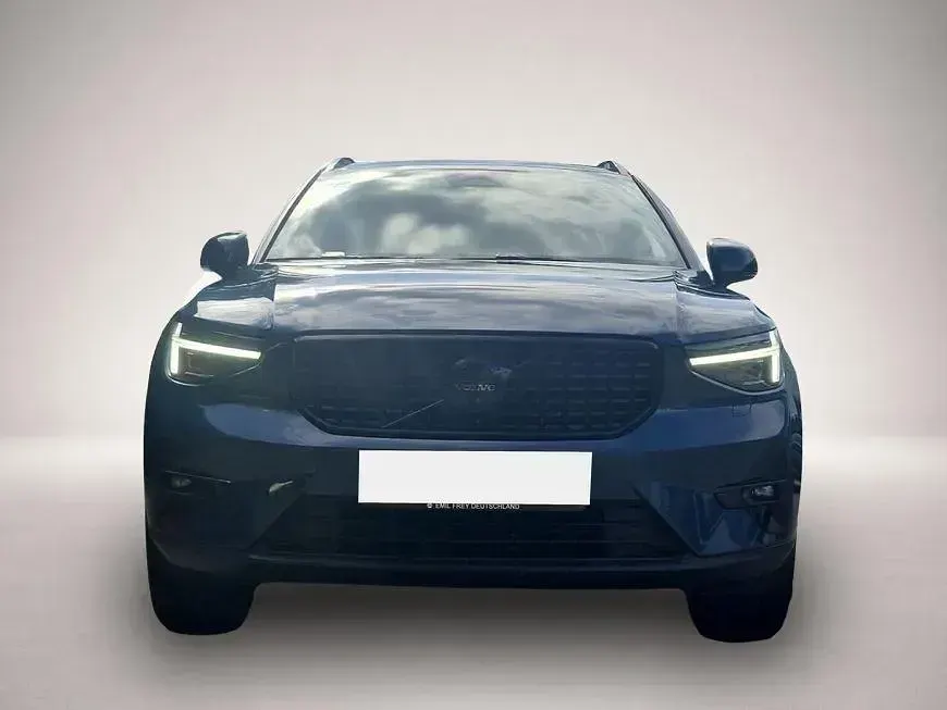 Gebraucht Volvo XC40 Plus 163 PS (119 kW) 2025 Manufacturer SUV