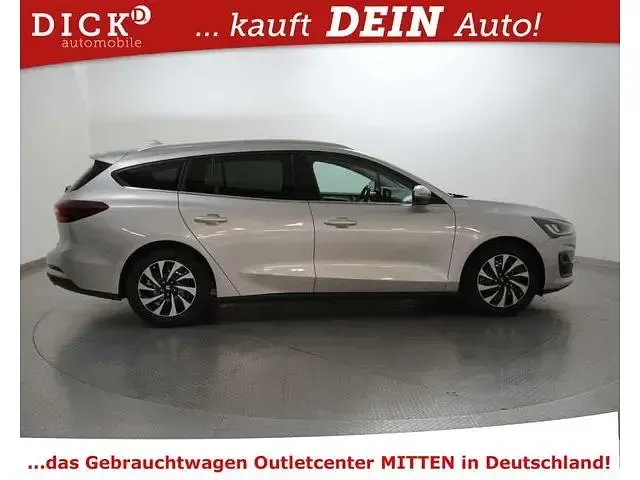 Gebraucht Ford Focus 125 PS (91 kW) 2024 Silber met. Kombi