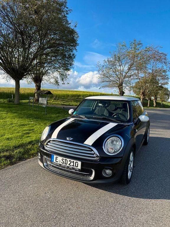 Gebraucht Mini Cooper 122 PS (89 kW) 2011 Schwarz Kleinwagen