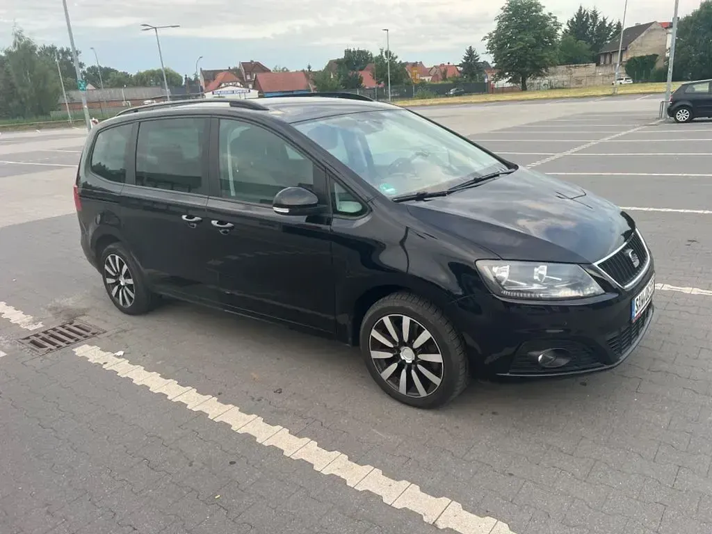 Gebraucht Seat Alhambra Sun 140 PS (102 kW) 2014 Schwarz Van / Kleinbus