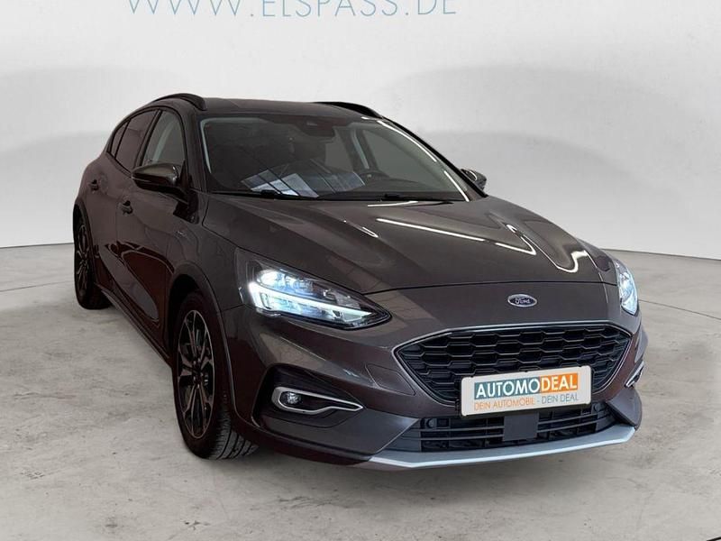Usata Ford Focus Active 182 CV (133 kW) 2019 Grigio Berlina