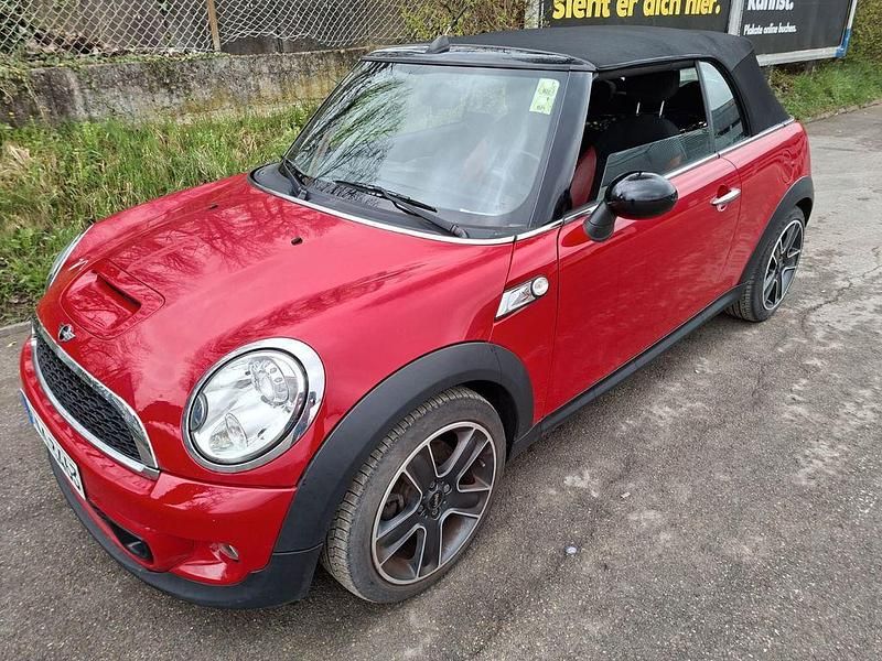 Gebraucht Mini Cooper Cabriolet 184 PS (135 kW) 2011 Rot Cabrio