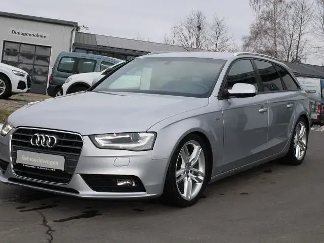 Gebraucht Audi A4 S-Line 190 PS (139 kW) 2015 Silber Limousine
