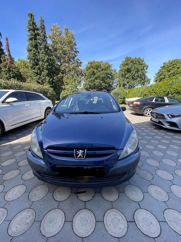 Blau Gebraucht 2002 Peugeot 307 Kombi | 850 € (Fairer Preis) - Bild 1/4