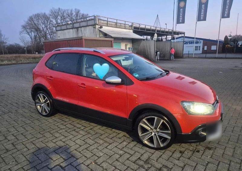 Gebraucht VW Polo Cross 105 PS (77 kW) 2012 Rot Kleinwagen