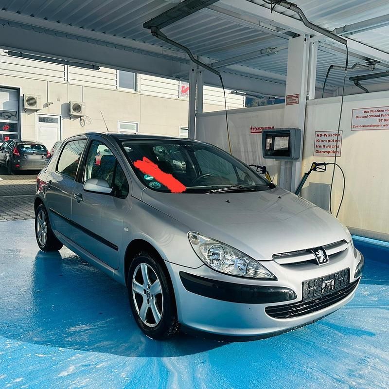 Gebraucht Peugeot 307 110 PS (80 kW) 2001 Silber Kleinwagen