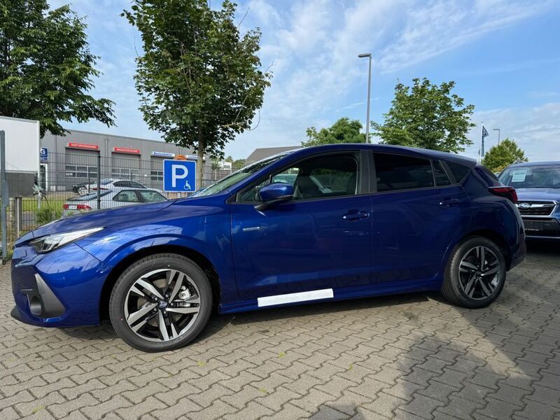 Gebraucht Subaru Impreza Platinum 136 PS (100 kW) 2024 Blau Limousine