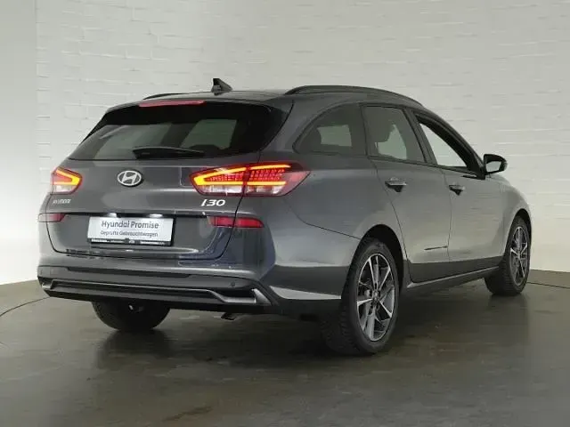 Gebraucht Hyundai i30 Advantage 140 PS (102 kW) 2025 Grau Kombi