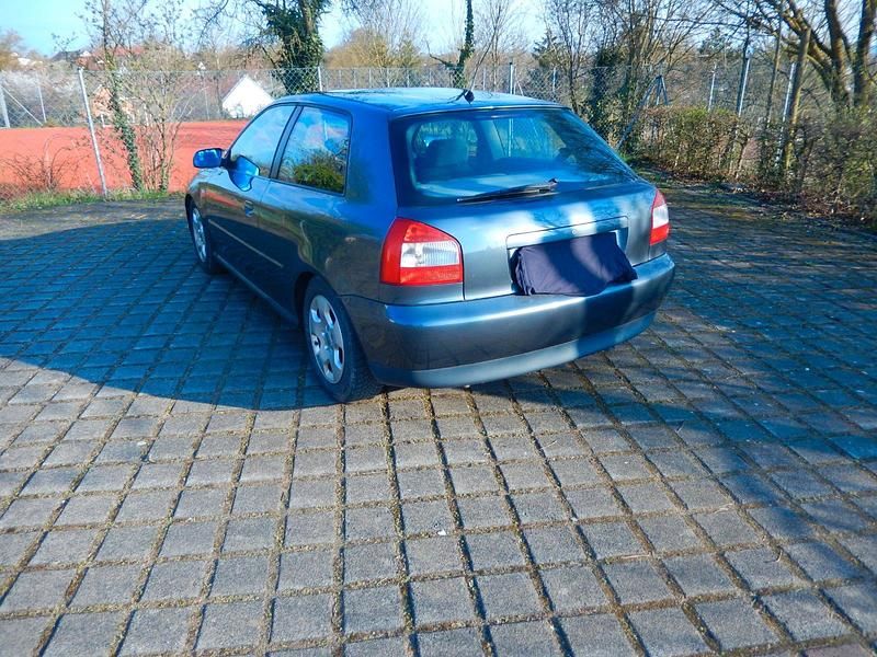 Gebraucht Audi A3 125 PS (91 kW) 2002 Grau Kleinwagen