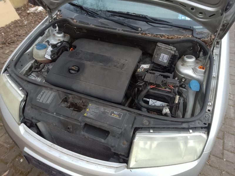 Second-hand Skoda Fabia 2005 Argintiu Break