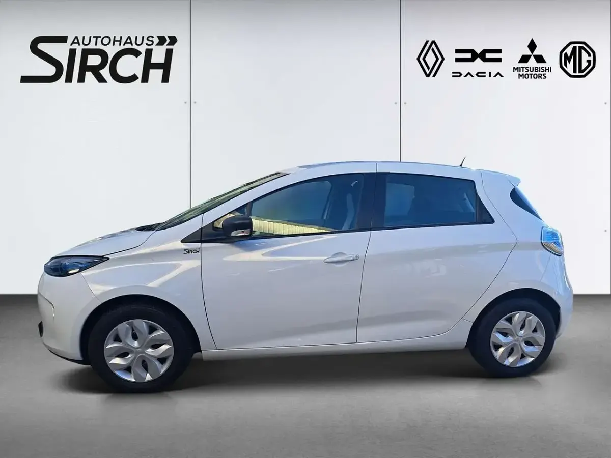 Gebraucht Renault Zoe Life 67 kW (92 PS) 2018 Weiß Kleinwagen