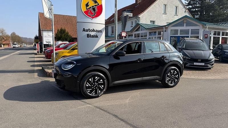 Gebraucht Fiat 600 101 PS (74 kW) 2024 Schwarz SUV