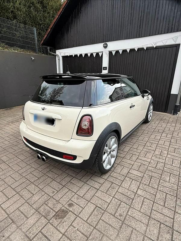 Usata Mini Cooper S 174 CV (127 kW) 2007 Bianco Utilitaria