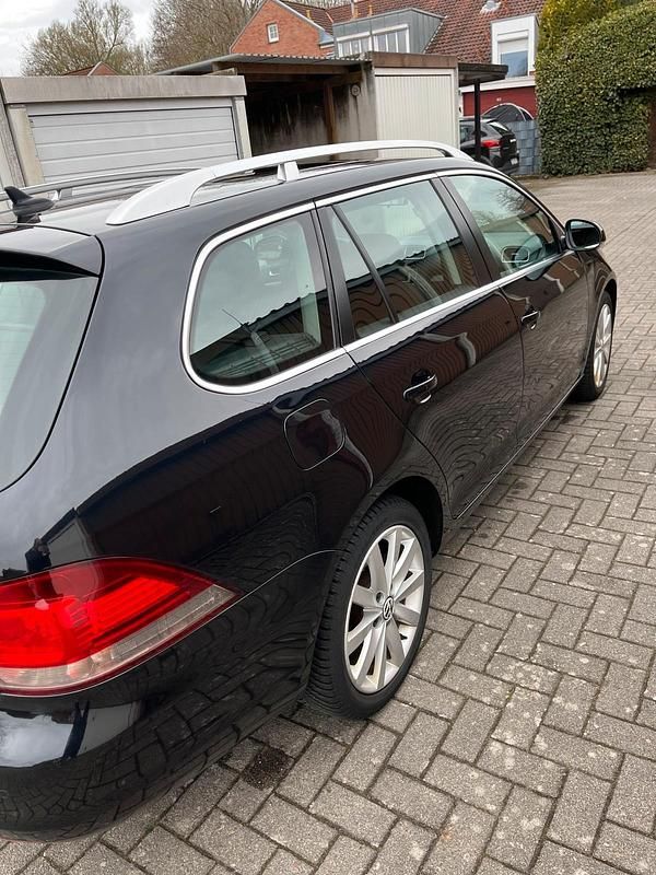 Gebraucht VW Golf VI 122 PS (89 kW) 2011 Schwarz Kleinwagen