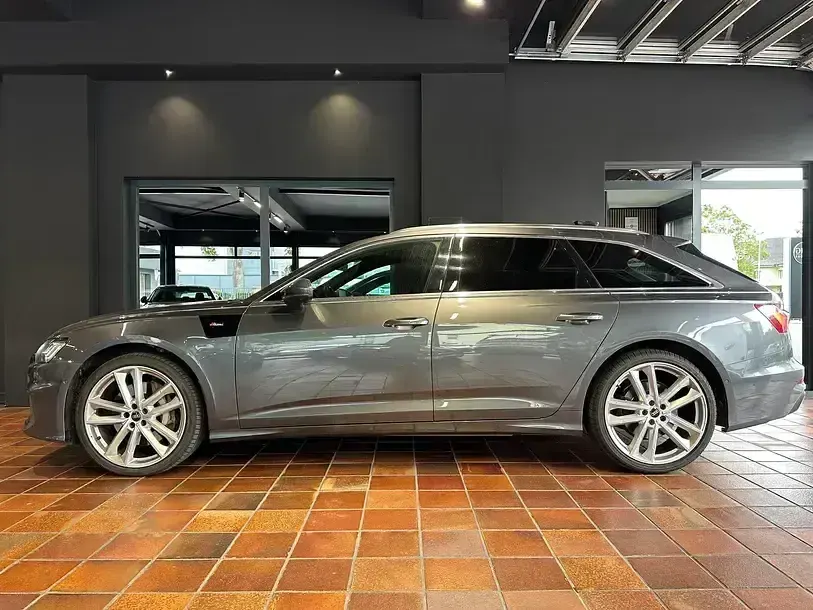Gebraucht Audi A6 S-Line 340 PS (250 kW) 2021 Daytonagrau perleffekt Kombi