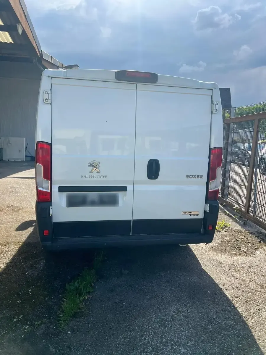 Gebraucht Peugeot Boxer 120 PS (88 kW) 2020 Weiß Van
