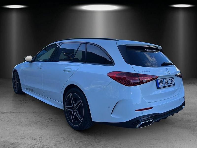 Gebraucht Mercedes C220 AMG 197 PS (144 kW) 2025 Weiß Limousine