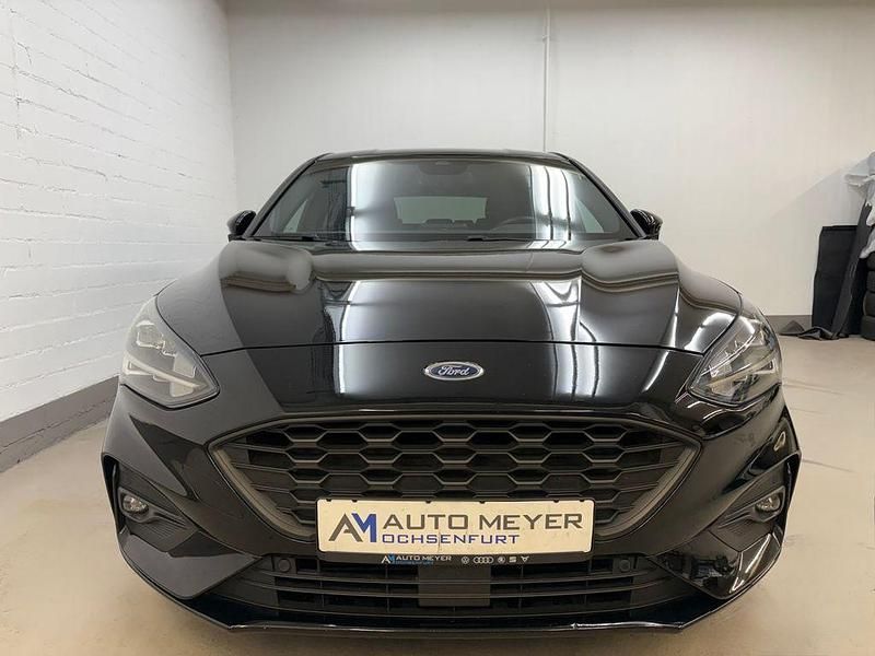 Gebraucht Ford Focus ST-Line 125 PS (91 kW) 2019 Schwarz Limousine
