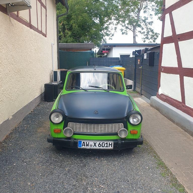 Grün Gebraucht 1989 Trabant 601 Kombi | 6.000 € - Bild 1/4