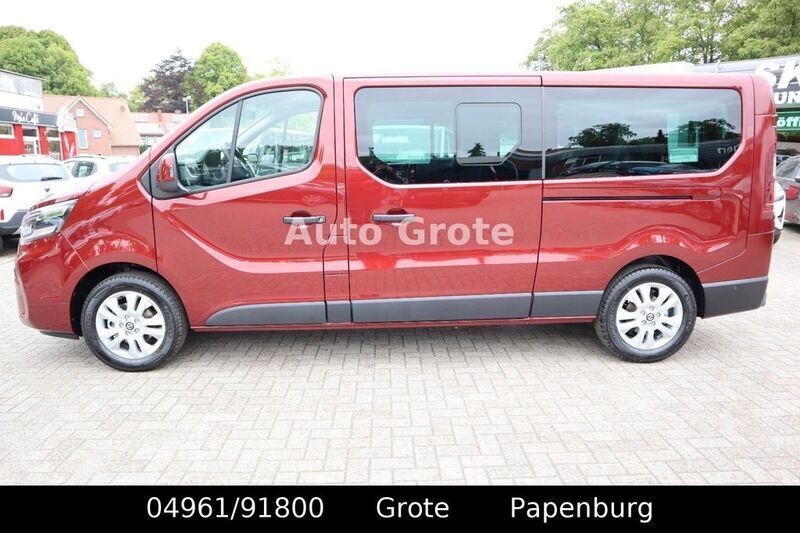 Gebraucht Nissan Primastar Tekna 170 PS (125 kW) 2024 Rot Van / Kleinbus