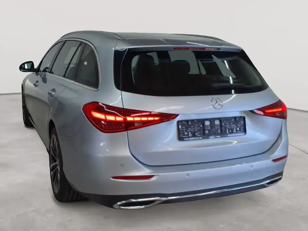 Gebraucht Mercedes C220 Avantgarde 200 PS (147 kW) 2023 Hightechsilber metallic Kombi