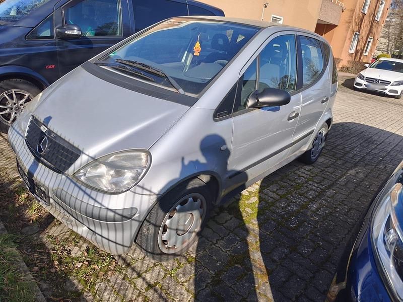 Gebraucht Mercedes A140 88 PS (64 kW) 2001 Grau Limousine