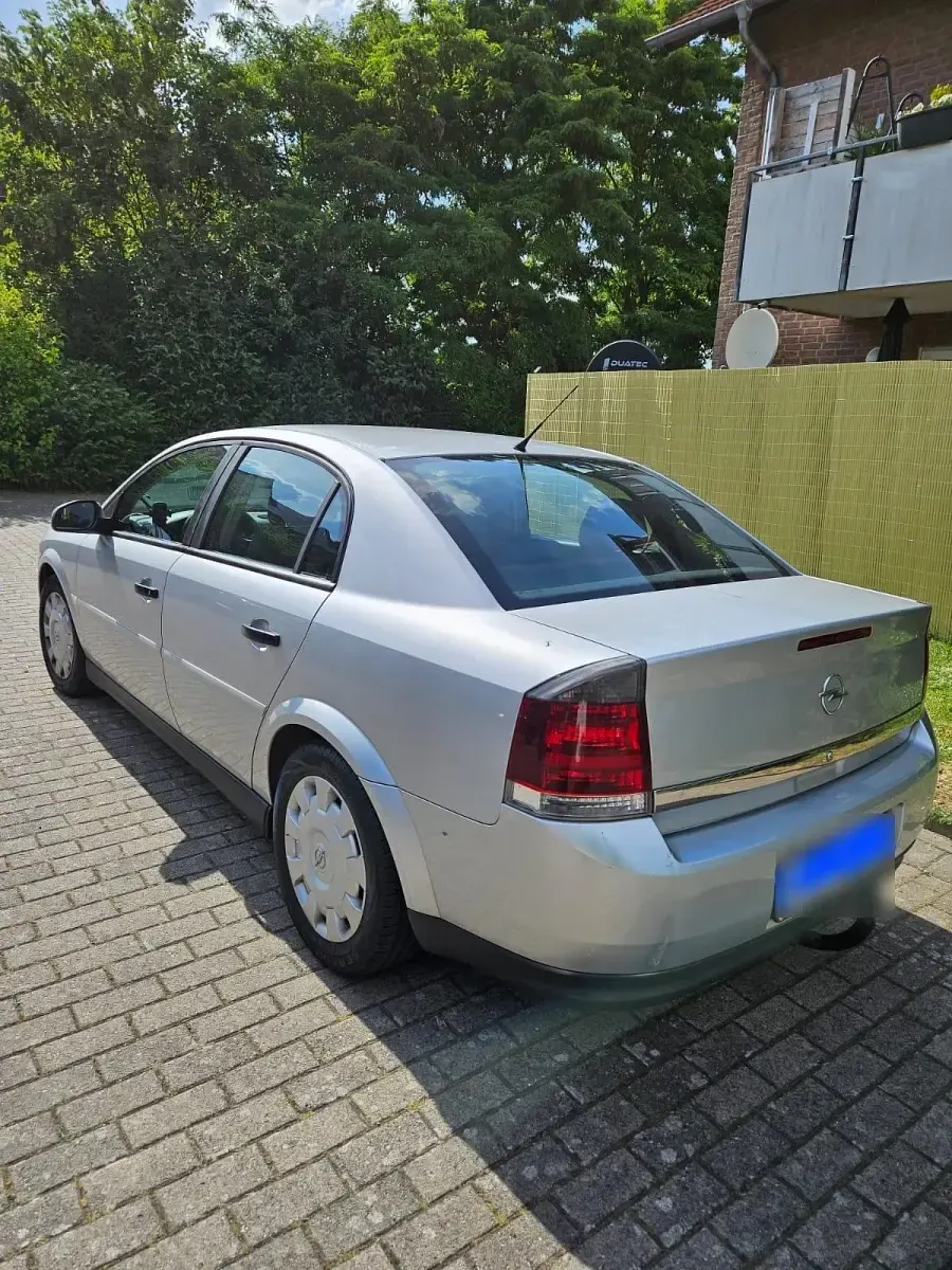 Gebraucht Opel Vectra 122 PS (89 kW) 2003 Silber Limousine