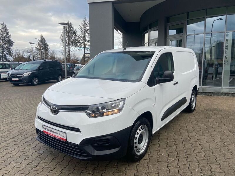 Ice white Gebraucht 2023 Toyota Proace City City Van / Kleinbus | 20.799 € (Fairer Preis) - Bild 1/4