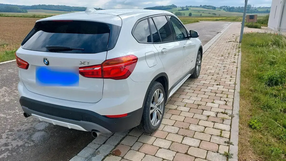 Gebraucht BMW X1 190 PS (139 kW) 2017 Weiß SUV