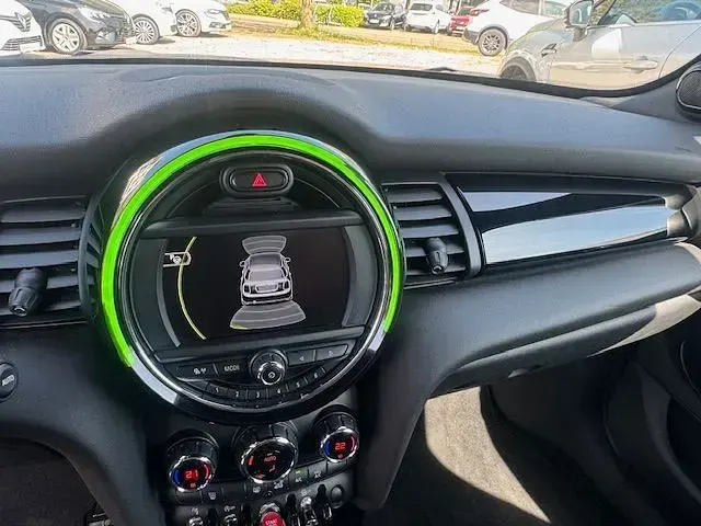 Używany Mini Cooper 136 KM (100 kW) 2015 Szary Hatchback