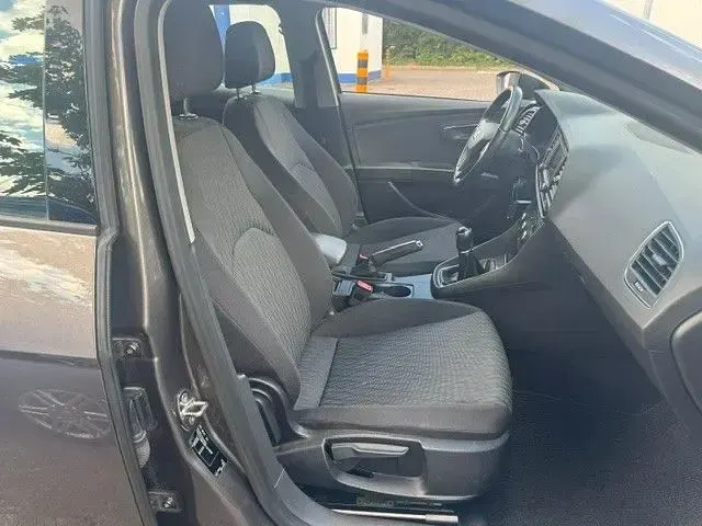 Gebraucht Seat Leon ST Style 150 PS (110 kW) 2014 Grau Kombi