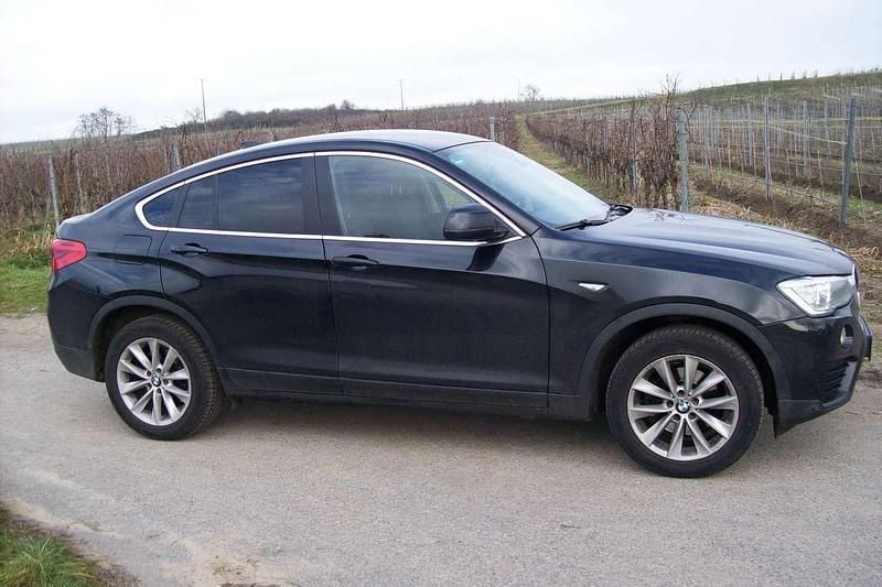 Second-hand BMW X4 190 CP (139 kW) 2015 Negru SUV