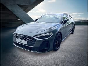 Gebraucht Audi A5 Ambiente 204 PS (150 kW) 2025 Daytonagrau perleffekt Coupé