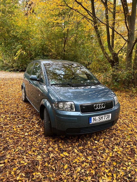 Blau Gebraucht 2001 Audi A2 Kleinwagen | 2.150 € (Fairer Preis) - Bild 1/4