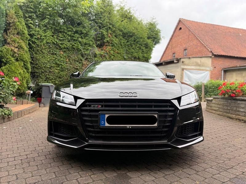 Gebraucht Audi TTS Ambiente 310 PS (228 kW) 2016 Schwarz Coupé